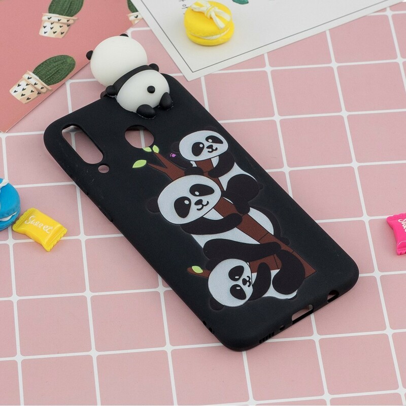 Samsung Galaxy A40 Cover 3D Panda's op Bamboe